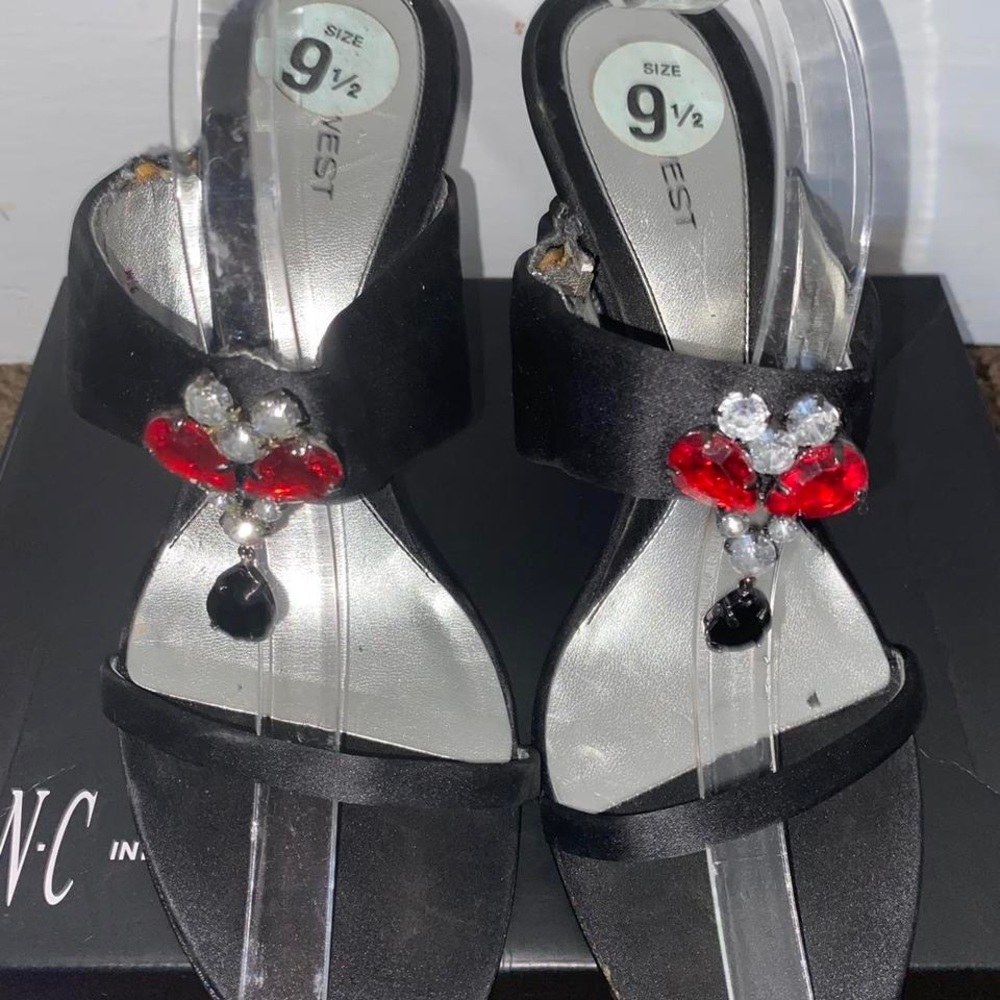 Vintage jewel heeled sandals